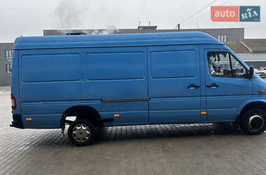 Вантажний фургон Mercedes-Benz Sprinter 2000 в Києві