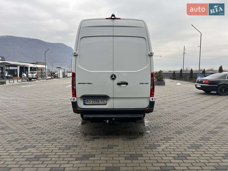 Грузовой фургон Mercedes-Benz Sprinter 2019 в Хусте