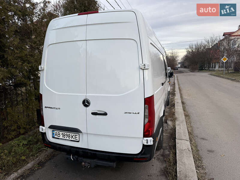 Вантажний фургон Mercedes-Benz Sprinter 2018 в Києві