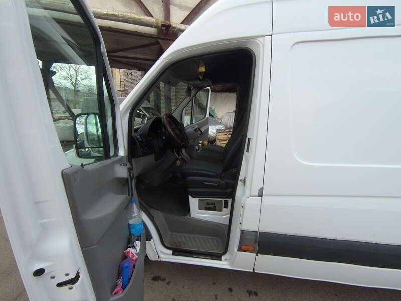 Грузовой фургон Mercedes-Benz Sprinter 2013 в Николаеве