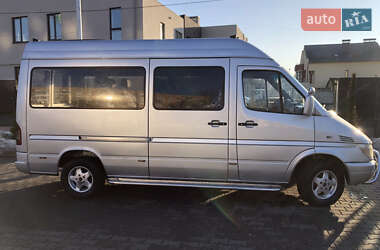 Микроавтобус Mercedes-Benz Sprinter 2005 в 