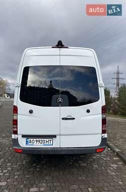 Вантажний фургон Mercedes-Benz Sprinter 2012 в Івано-Франківську