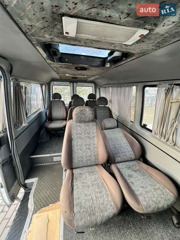 Грузопассажирский фургон Mercedes-Benz Sprinter 2003 в Виннице