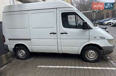 Грузовой фургон Mercedes-Benz Sprinter 2005 в 