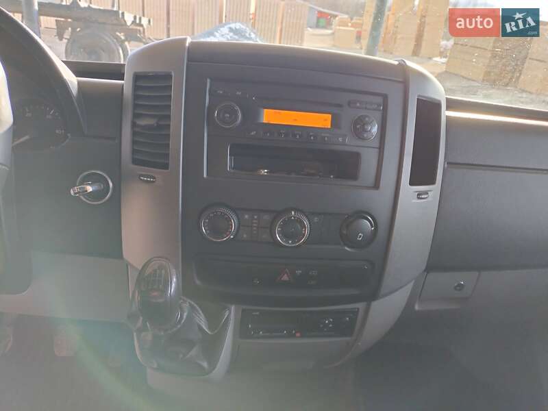 Грузовой фургон Mercedes-Benz Sprinter 2013 в Корце