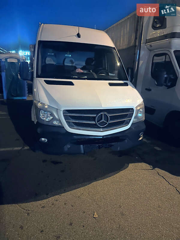 Вантажний фургон Mercedes-Benz Sprinter 2018 в Києві