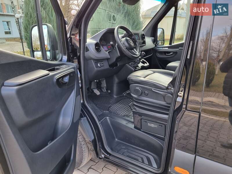 Грузовой фургон Mercedes-Benz Sprinter 2020 в Черновцах