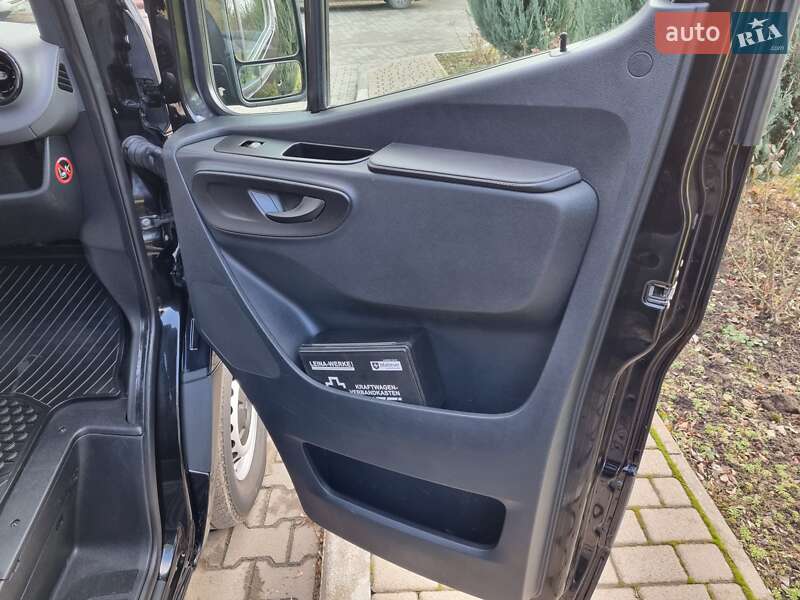 Грузовой фургон Mercedes-Benz Sprinter 2020 в Черновцах
