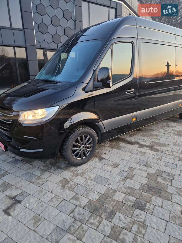 Вантажний фургон Mercedes-Benz Sprinter 2020 в 