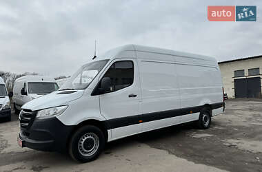 Вантажний фургон Mercedes-Benz Sprinter 2019 в Рівному