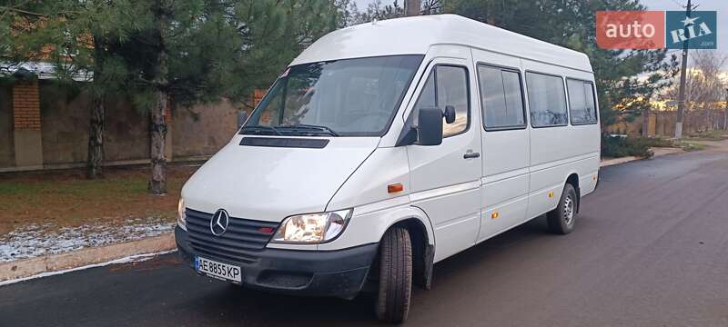 Mercedes-Benz Sprinter 2003