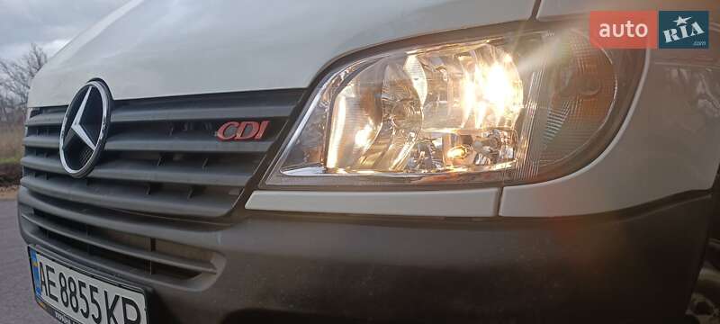 Мікроавтобус Mercedes-Benz Sprinter 2003 в Кривому Розі фото 17 Мікроавтобус Mercedes-Benz Sprinter 2003 в Кривому Розі