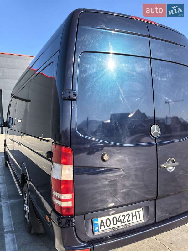 Микроавтобус Mercedes-Benz Sprinter 2011 в Тячеве