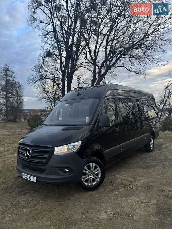 Вантажопасажирський фургон Mercedes-Benz Sprinter 2022 в Львові