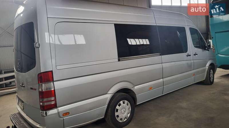 Микроавтобус Mercedes-Benz Sprinter 2008 в 