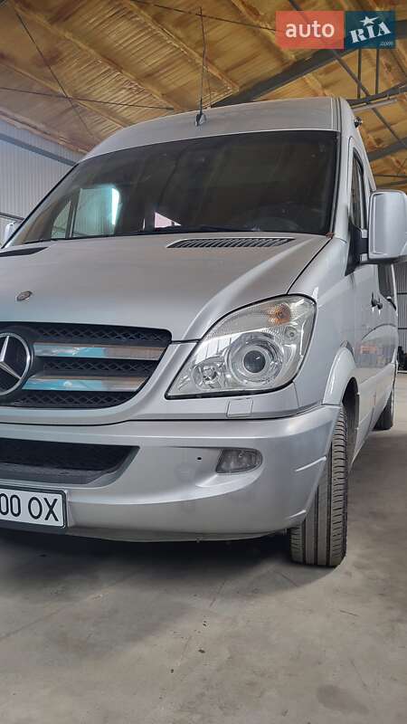 Мікроавтобус Mercedes-Benz Sprinter 2008 в Володимирі фото 3 Мікроавтобус Mercedes-Benz Sprinter 2008 в Володимирі