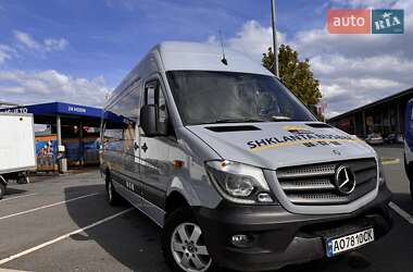 Туристический / Междугородний автобус Mercedes-Benz Sprinter 2012 в Тячеве