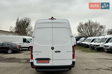 Грузовой фургон Mercedes-Benz Sprinter 2020 в 