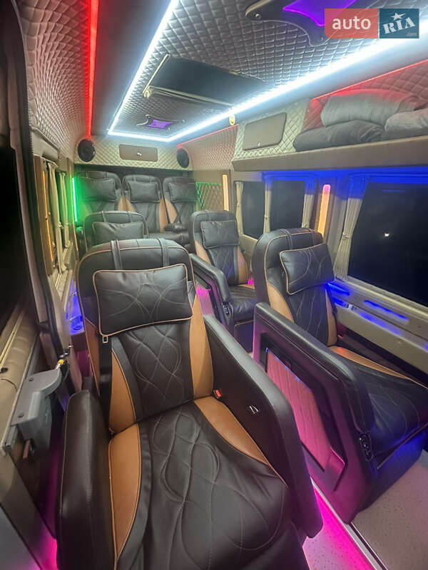 Микроавтобус Mercedes-Benz Sprinter 2017 в Луцке фото 19 Микроавтобус Mercedes-Benz Sprinter 2017 в Луцке