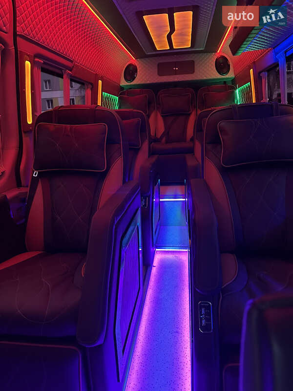 Микроавтобус Mercedes-Benz Sprinter 2017 в Луцке фото 41 Микроавтобус Mercedes-Benz Sprinter 2017 в Луцке