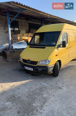 Вантажний фургон Mercedes-Benz Sprinter 2004 в Чигирину