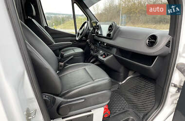 Автовоз Mercedes-Benz Sprinter 2021 в 