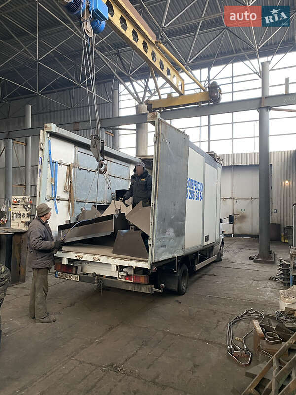 Тентований Mercedes-Benz Sprinter 2001 в Кривому Розі