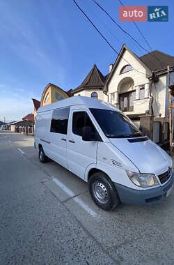 Вантажопасажирський фургон Mercedes-Benz Sprinter 2005 в Тячеві