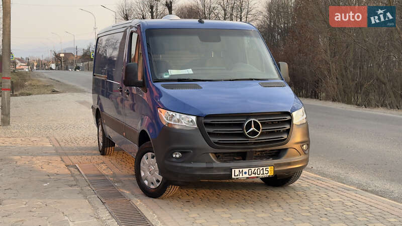 Грузовой фургон Mercedes-Benz Sprinter 2020 в 