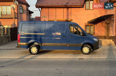 Грузовой фургон Mercedes-Benz Sprinter 2020 в 