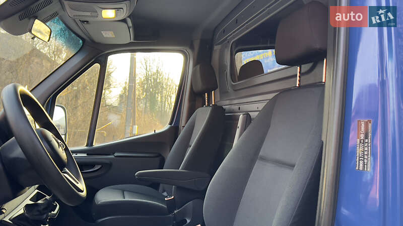 Вантажний фургон Mercedes-Benz Sprinter 2020 в Сваляві