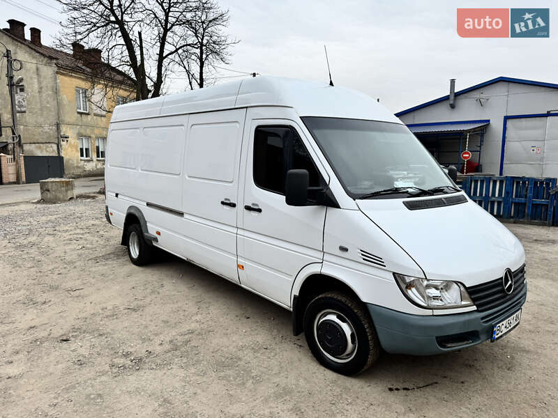 Вантажний фургон Mercedes-Benz Sprinter 2006 в Львові фото 9 Вантажний фургон Mercedes-Benz Sprinter 2006 в Львові