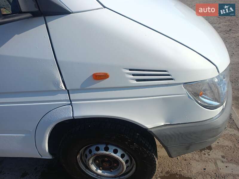 Вантажопасажирський фургон Mercedes-Benz Sprinter 2002 в Теребовлі