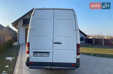 Грузопассажирский фургон Mercedes-Benz Sprinter 2004 в Новояворовске