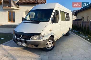 Вантажопасажирський фургон Mercedes-Benz Sprinter 2004 в Новояворівську