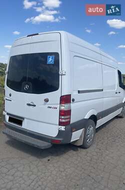 Грузовой фургон Mercedes-Benz Sprinter 2013 в Южноукраинске