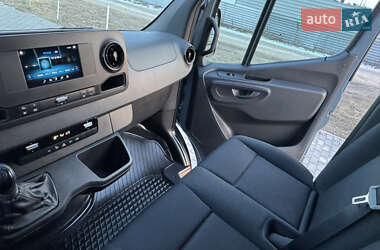 Вантажний фургон Mercedes-Benz Sprinter 2021 в 