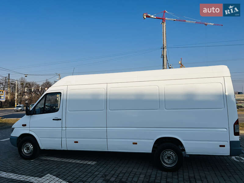 Вантажний фургон Mercedes-Benz Sprinter 2005 в Львові