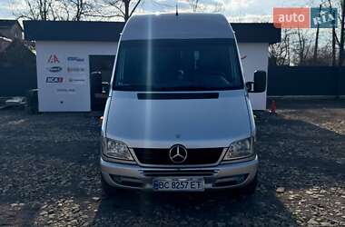 Вантажопасажирський фургон Mercedes-Benz Sprinter 2004 в 