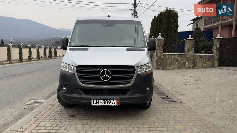 Грузовой фургон Mercedes-Benz Sprinter 2020 в Сваляве
