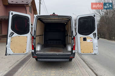 Грузовой фургон Mercedes-Benz Sprinter 2020 в 