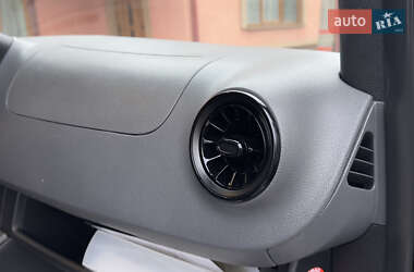 Грузовой фургон Mercedes-Benz Sprinter 2020 в 