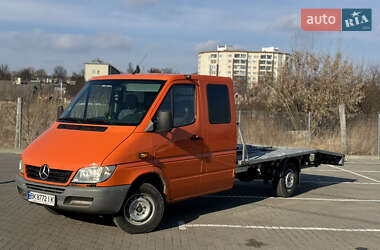 Эвакуатор Mercedes-Benz Sprinter 2004 в Дубно