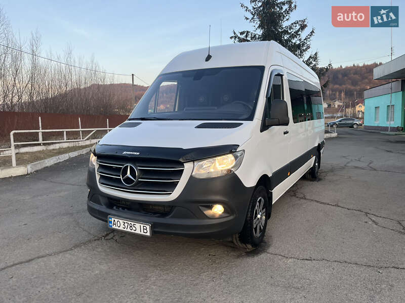 Микроавтобус Mercedes-Benz Sprinter 2020 в Тячеве