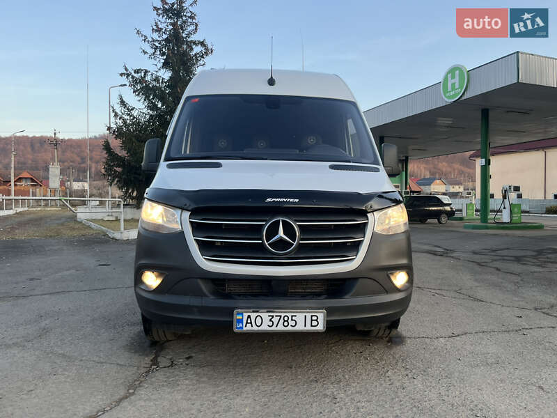 Микроавтобус Mercedes-Benz Sprinter 2020 в Тячеве