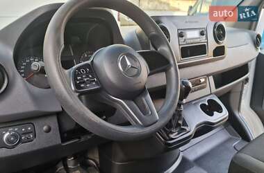 Грузовой фургон Mercedes-Benz Sprinter 2021 в 