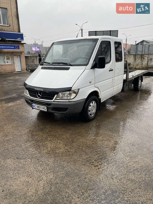 Mercedes-Benz Sprinter 2004