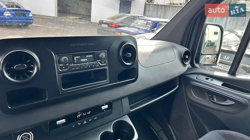 Грузовой фургон Mercedes-Benz Sprinter 2019 в Киеве