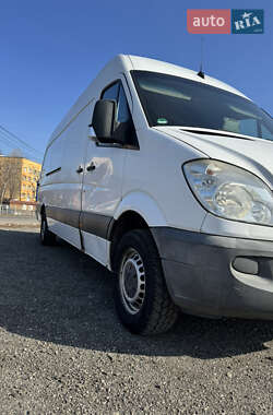 Грузовой фургон Mercedes-Benz Sprinter 2012 в Киеве