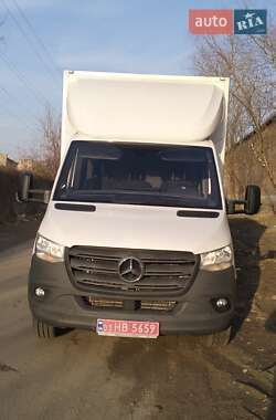 Грузовой фургон Mercedes-Benz Sprinter 2018 в 